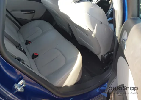 2013 Buick Verano Convenience Group z USA, uszkodzony, nr VIN 1G4PR5SKXD4142995